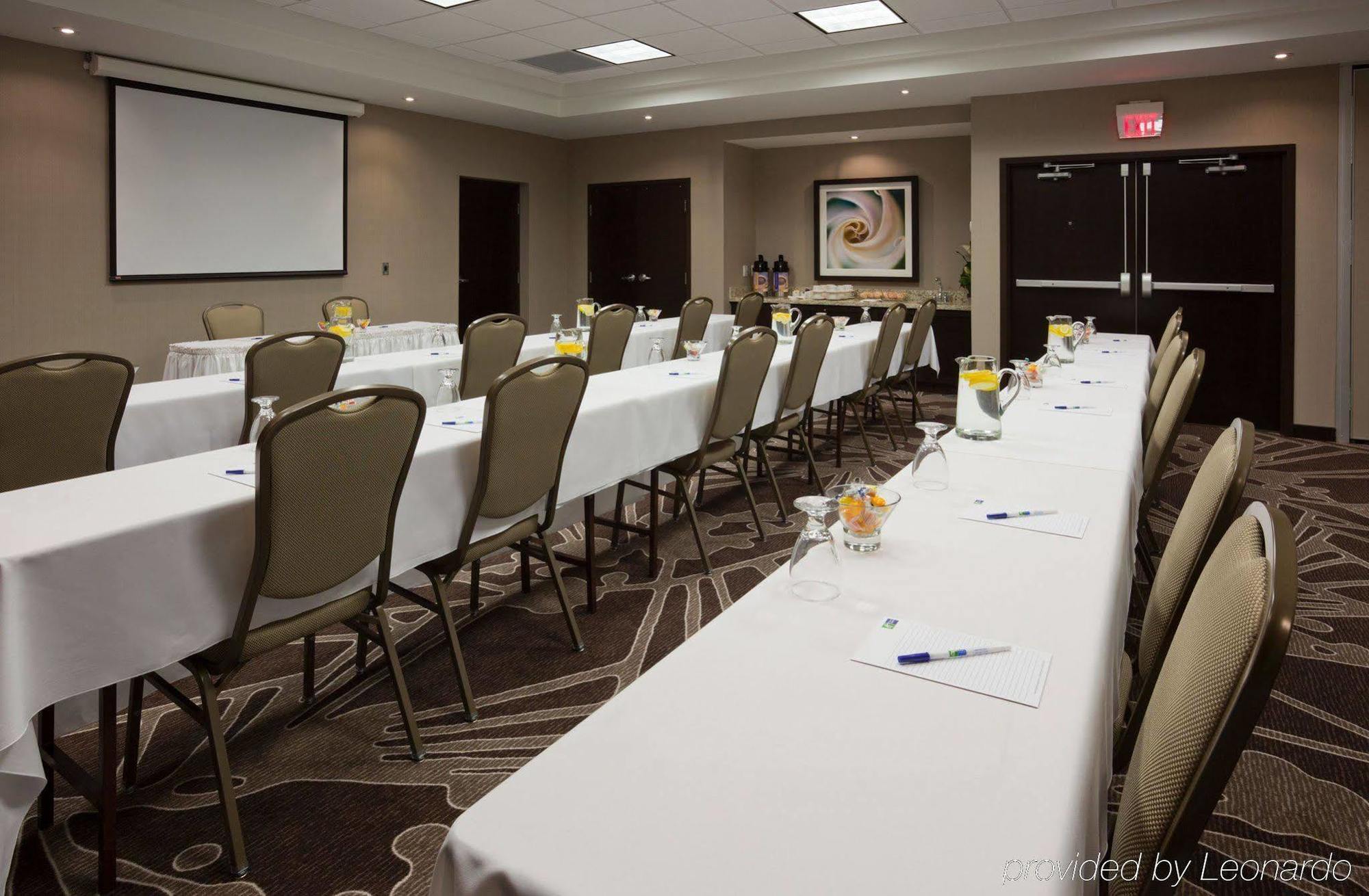 Holiday Inn Express & Suites New Liskeard Udogodnienia zdjęcie